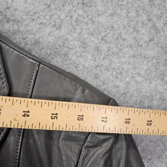 Vintage OLEG CASSINI Jacket Small Gray Genuine Leather Double Breasted 70s 20x29 - Picture 5 of 15